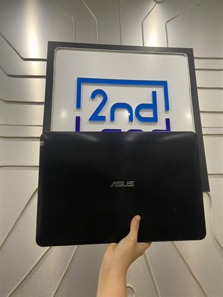 Laptop Asustek X555LD - Ndivia Geforce 820M - i5 4210 CPU - Ram 8/1TB - Pin 45% - Màu đen - Ngoại hình: 97% - Loa rè, hư touchpad trái phải, màn ám vàng nặng,hở sáng, màn sọc - Body - Kèm sạc ( bán xác )