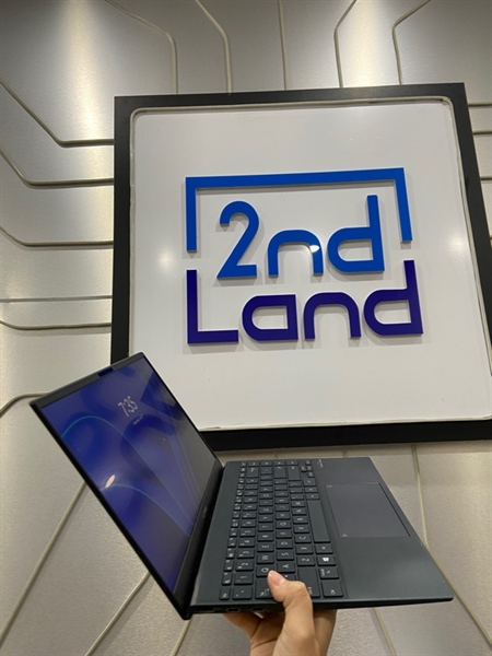 Laptop Asustek Zenbook UX 425EA - i5-1135G7 - Ram 8GB SSD 512GB - Pin 56% - Màu xanh - Ngoại hình: 98% - Kèm sạc 2