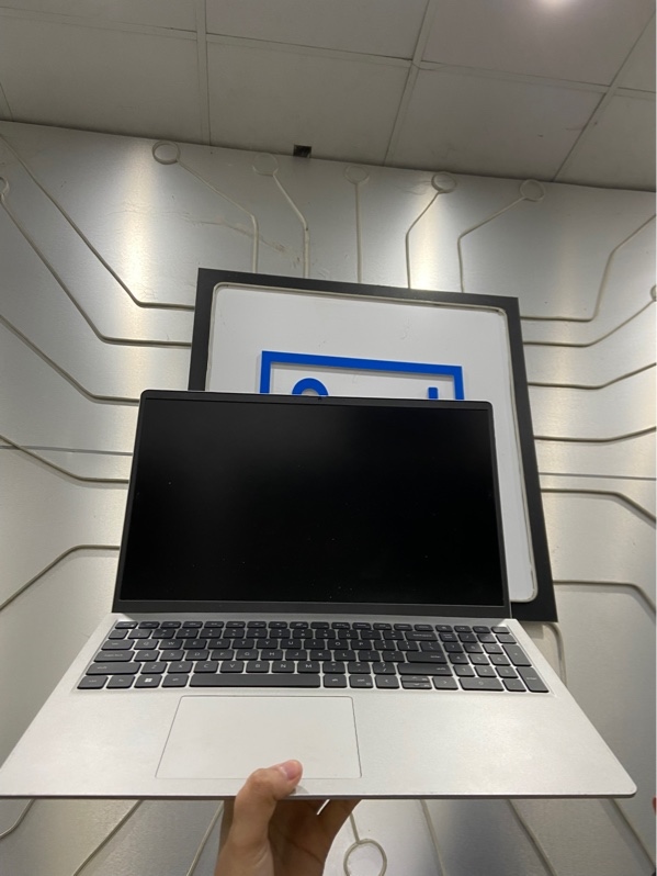 Laptop Dell 15 DC15250 - i7 1355u - 16/1TB SSD - Pin 95% - Màn 120HZ - Màu bạc - Ngoại hình: 97% - Kèm Box + sạc