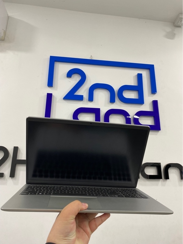 Laptop Dell 15 DC15255 - AMD Ryzen 5 7530U - Ram 16Gb - SSD/512Gb - Màn FullHD 120Hz - Màu bạc - Pin 100% - Ngoại hình 98% - viền tróc sơn nhẹ - Kèm sạc