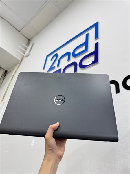 Laptop Dell 3550 -Gefore 830M - i5-5200U - Ram 16/256SSD - Màu đen - Pin 60 - Ngoại hình 97% - Màn hơi tối, màn phản quang, phím nhật, trầy mặt A - Kèm sạc