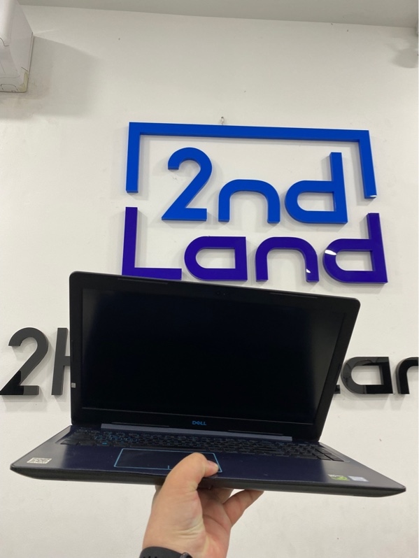 Laptop Dell G3 3579- i5-8300H/GTX 1050 - 16/256GB ssd - Màu xanh - Pin thay 100% - Ngoại hình 96% - Bể vỏ C, mặt A trầy xước nhiều, màn hằn phím, tối viền - Kèm sạc
