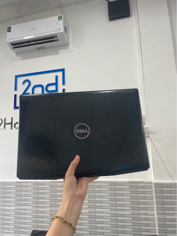 Laptop Dell g5 5500 - i7-10750h - Ram 8/512GB - GTX 1660 - Màu đen - Pin 93% - Ngoại hình: 97% - Màn trầy, ám hồng nhiều - Kèm sạc