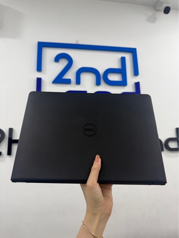 Laptop Dell Inspion 14-3467 - i5-7200U - 8/120GB SSD - Màu đen - Chai pin - Ngoại hình 97% - Máy trầy xước , bể nút X , nút W chập chờn , màn ám vàng , phản quang , hằn phím nhẹ - Kèm sạc - KHÔNG BẢO HÀNH