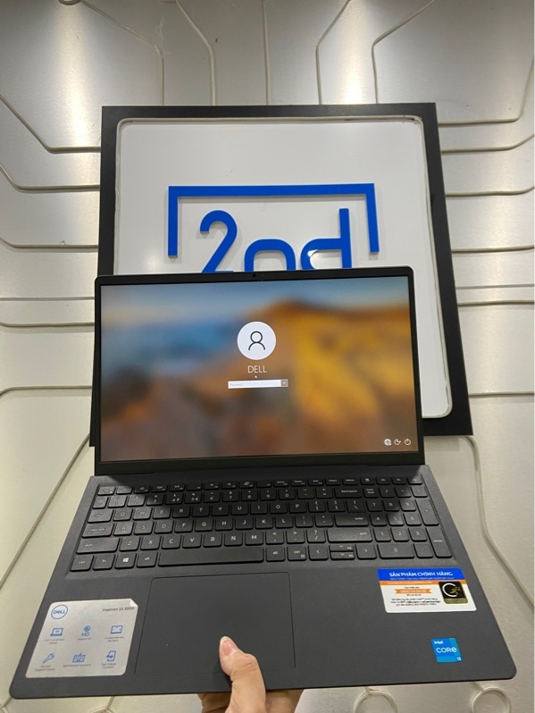 Laptop Dell Inspion 15 3511 - Core i3-1115G4 - Ram 12/256 GB SSD - Pin 86% - Màu đen - Ngoại hình: 98% - Kèm sạc