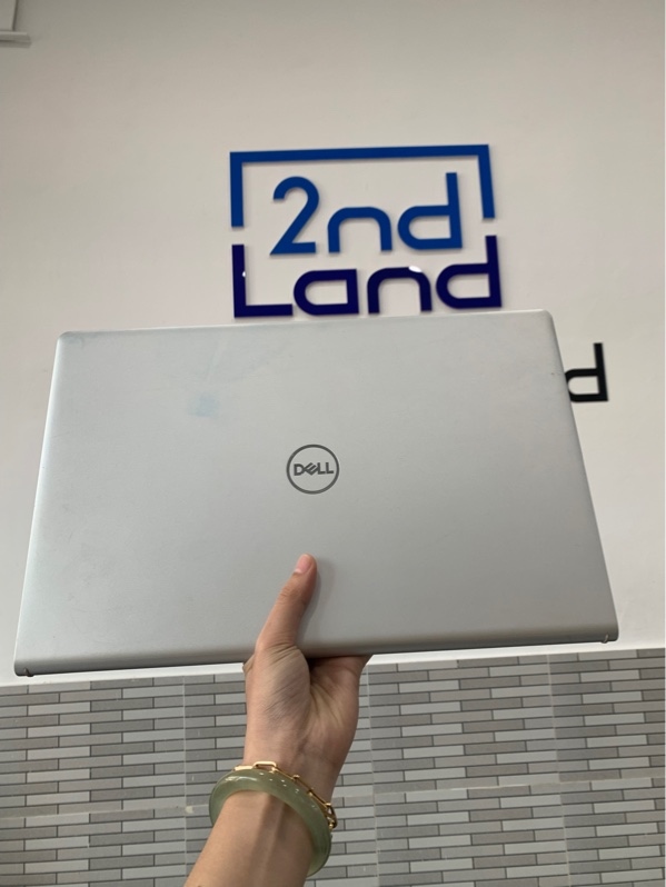 Laptop Dell Inspiron 15 3520 - i5-1235U - Ram 8GB/512GB SSD - Màu bạc - Pin 90% - Ngoại hình: 98% - 2 đốm phản quang - Kèm sạc