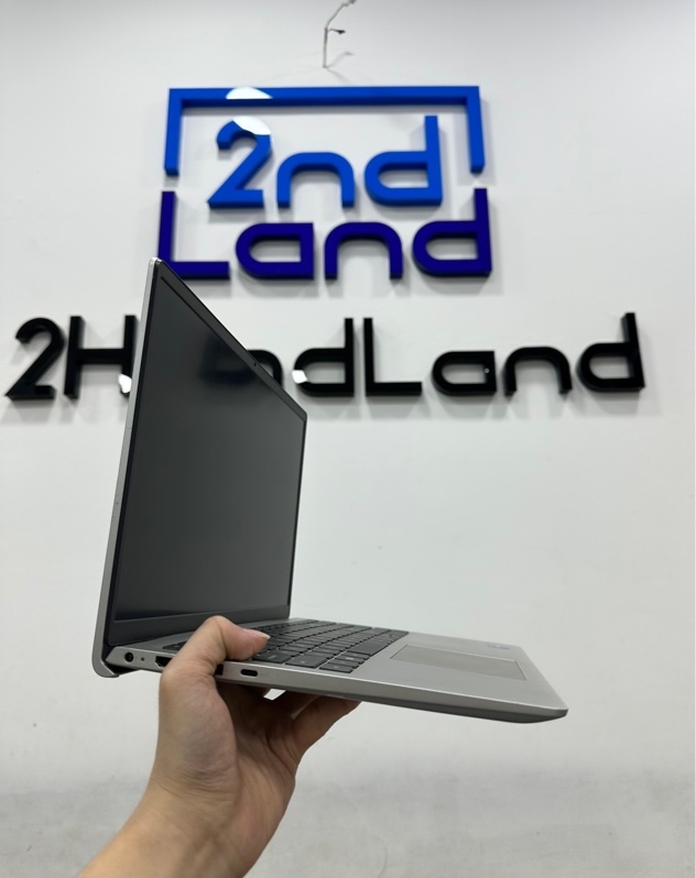 Laptop Dell Inspiron 15 3530 - i5 1334U/Card on board - Ram 16/512GB SSD ( 96% ) - Pin 82% - Màu bạc - Ngoại hình 97% - Kèm sạc