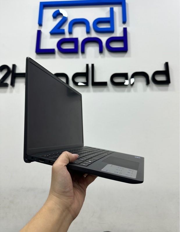 Laptop Dell inspiron 15 3530 - Màn cảm ứng - i5 1334U - Ram 16/512GB SSD - Pin 90% - Màu đen - Ngoại hình 97% - Màn phản quang nhẹ 2 vệt mờ - Kèm sạc