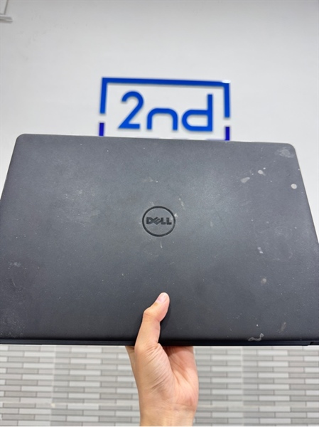 Laptop Dell Inspiron 15-3567 - i5-7200U - RAM 8/120 SSD/ 500 HDD - Màu đen - Pin 33% - Ngoại hình 97% -Màn phản quang - Kèm sạc