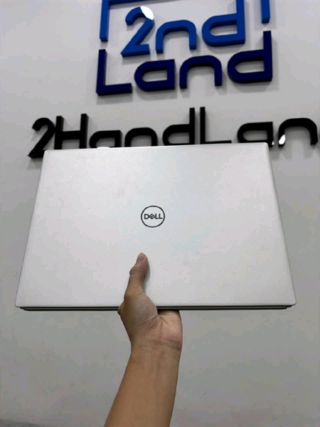 Laptop Dell Inspiron 16 5620 - i5 -1235U - Ram 8/512GB SSD - Pin 100% đã thay - Màu bạc - Ngoại hình 97% - mất 1 ốc - Kèm sạc