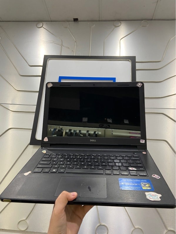 Laptop Dell Inspiron 3458 - Intel Core i3-5005U - Ram 4/256GB SSD - Không Có Pin - Màu đen - Ngoại hình: 96.5% - Màn phản quang nhiều đốm, in phím, màn ám xanh viền, touchpad lỗi 2 chạm , nứt mặt phím - Kèm sạc