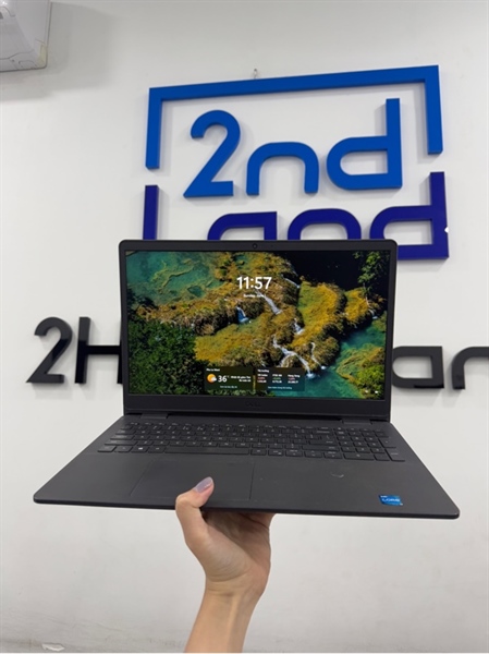 Laptop Dell Inspiron 3501 - i3 115G4 - 8/256GB SSD - Màu đen - Pin 68% - Ngoại hình 96% - Màn trầy , viền ám vàng , mặt A trầy nhiều , mất 1 ốc đáy , phím mòn - Kèm sạc 2