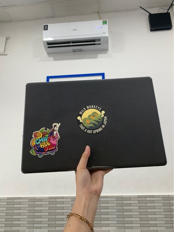 Laptop Dell Inspiron 3501 - Intel Core i7-1165G7 - NVIDIA GeForce MX330 2GB - RAM 8GB/SSD 512GB - Màu xám - Ngoại hình: 97% - Màn hình trầy, ám xanh, loa rè - Kèm sạc