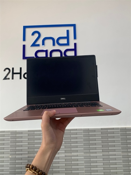 Laptop Dell Inspiron 5488 - i5-8265U - Geforce MX250 - Ram 8GB/SSD 256GB - Màu hồng - Pin 70% - Kèm sạc type C 1