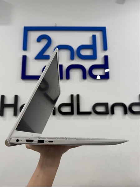 Laptop Dell Inspiron 5502 - i5 1135G7 - 8/512GB SSD - Màu bạc - Pin 88% - Ngoại hình 96% - Màn cấn phím , phản quang , móp vỏ - Kèm sạc