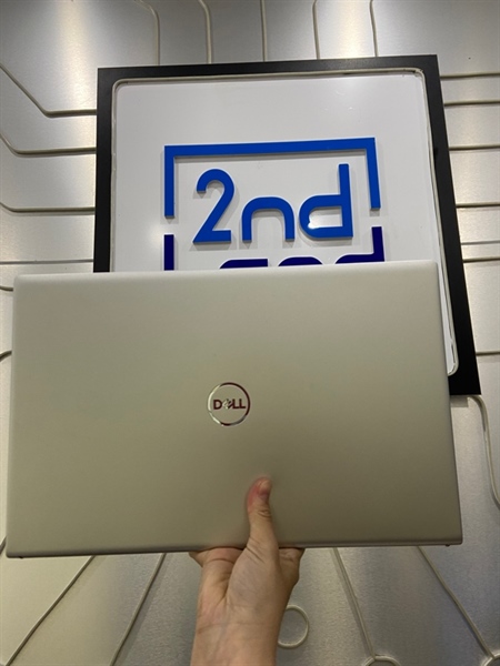 Laptop Dell Inspiron 5515 - Ryzen 5 5500U - Ram 8/256GB SSD - Pin 100% - Màu bạc - Ngoại hình: 97% - màn in phím nhẹ - Kèm sạc 1
