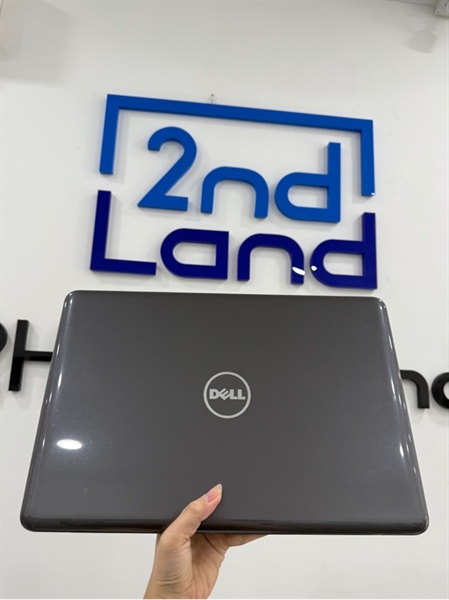 Laptop Dell Inspiron 5567 - i7 7500U - AMD Radeon - Ram 8/1TB HDD - Màu bạc - Pin 100% - Ngoại hình 97% - Kèm sạc 65W