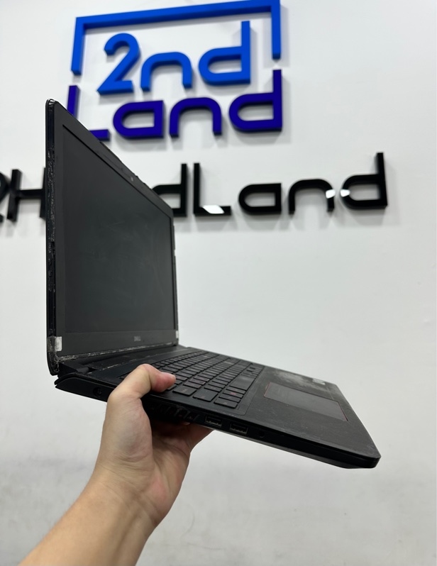 Laptop Dell Inspiron 5577 - Màn FHD-60Hz - i5 7300HQ/GTX 1050 - Ram 8/256GB SSD(85%) - Pin tạm - Màu đen - Ngoại hình 96% - Màn ám, lưới tản nhiệt cong có vết nứt nhẹ - Kèm sạc