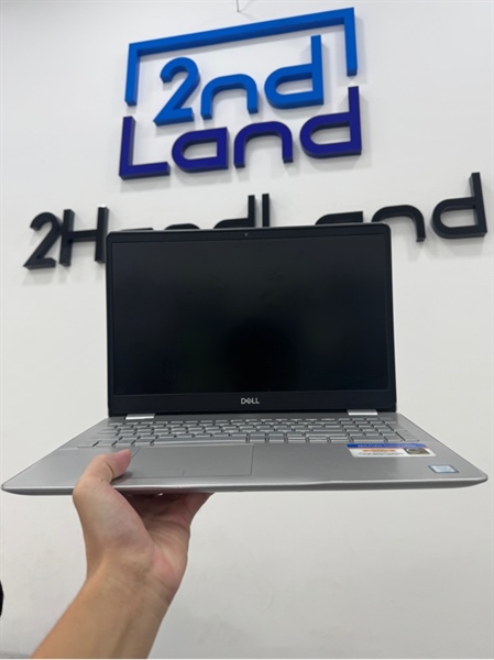 Laptop Dell Inspiron 5584 - i5 8265U - 8/256GB SSD - Pin chia 14% - Màu bạc - Ngoại hình 97% - Trầy nứt bản lề , màn ám hồng , 1 cổng usb không nhận - Kèm sạc 1