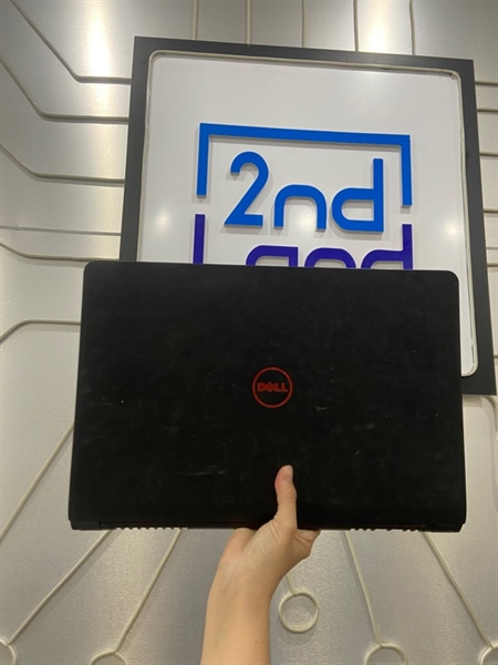 Laptop Dell Inspiron 7559 - i5-6300HQ GTX 960M - Ram 8/128GB SSD - 500GB HDD - Pin 100% - Màu đen - Ngoại hình: 96% - Màn hở sáng, nhiều đốm phản quang, bụi trong, in phím, bể vỏ bản lề , hở khung mặt C, loa rè - Kèm sạc