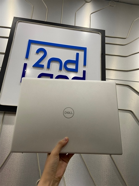 Laptop Dell Insprion 14 5430 - i7-1360P - Ram 16/1TB SSD - Pin 83% - Màu bạc - Ngoại hình: 98% - Sườn trầy, chuột touchpad không dùng được vật lý - Body - Kèm sạc