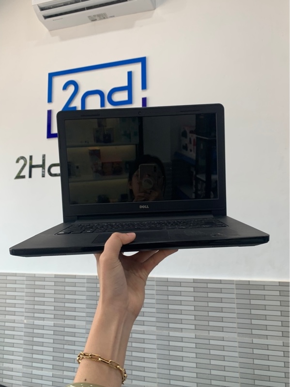 Laptop Dell Insprion 3459 - i5-6200U - Ram 8GB/240GB HDD - Màu đen - Pin chai - Ngoại hình: 97% - Màn hở sáng, bề mặt C, màn giật khi có thông báo - Kèm sạc - SP KHÔNG BẢO HÀNH