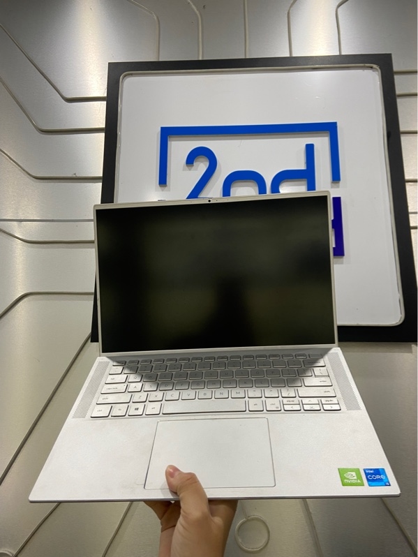 Laptop Dell Insprion 7400 - i5-1135G7- GeForce MX350 - Ram 16/512GB - màn 2k, 60hz - Pin 62% - Màu bạc - Ngoại hình: 97% - Màn in phím, ám vàng, hở bản lề, phím ] bấm nặng - Kèm sạc