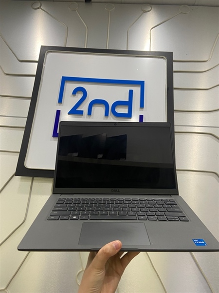 Laptop Dell Latitude 3440 - I5-1235U - Ram 16/512GB SSD - Pin 84% - Màu đen - Ngoại hình: 98% - Bụi trong - Kèm sạc 1