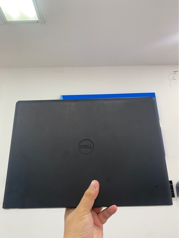 Laptop Dell Latitude 3470 - I5- 6200 - Ram 8GB - SSD 128GB - Pin: 100% - Màu đen - Ngoại hình: 97% - Trầy cấn, màn hồng nặng, phản quang, chết pixel, màn tối, pin tuột nhanh - Kèm sạc