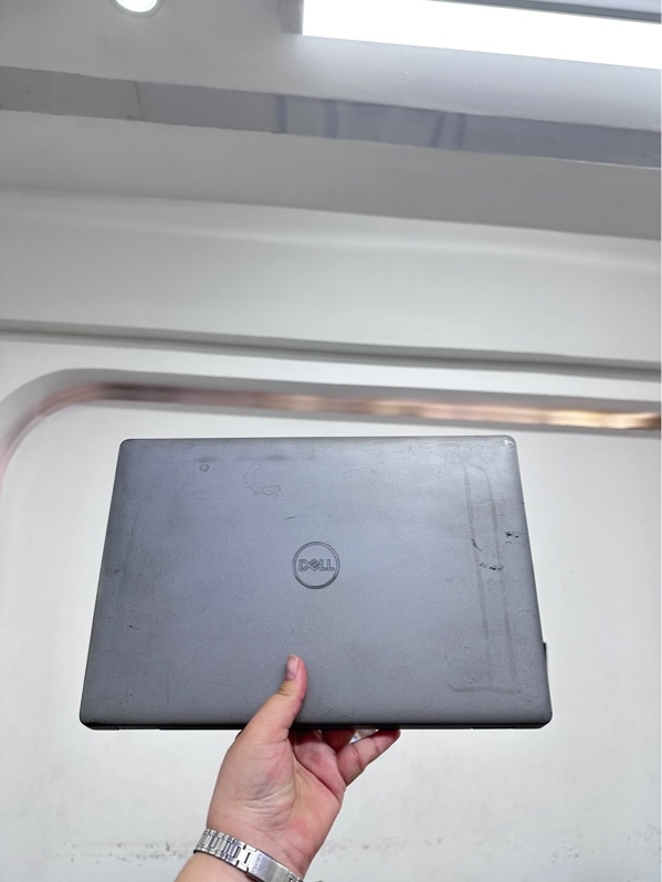 Laptop Dell Latitude 5410 - I7-10610u - 16/512gb - Màu bạc - Pin thay 100% - Ngoại hình 97% - Kèm sạc