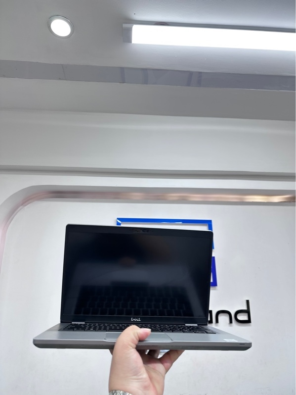 Laptop Dell Latitude 5410 - I7-10610u - 16/512gb - Màu bạc - Pin thay 100% - Ngoại hình 97% - Kèm sạc
