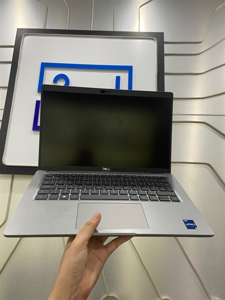 Laptop Dell Latitude 5440 - i7-1365U - Ram 32/512GB - Pin 100% - Màu xám - Ngoại hình: 98% - Kèm sạc 1
