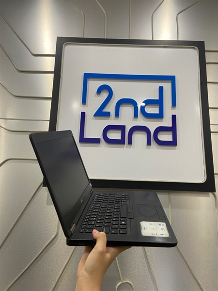Laptop Dell LAtitude 5470 - i5-6300U - Ram 8/256GB SSD - Pin 100% - Màu đen - Ngoại hình: 97% - Màn ám - Body - Kèm sạc 2