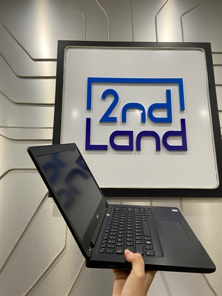 Laptop Dell Latitude 5480 - i5-6300U - Ram 8/256GB SSD - Pin 94% - Màu đen - Ngoại hình: 97% - Bể vỏ bản lề, bàn phím bấm không nhạy, màn bụi trong, loa phải rè - Kèm sạc - không bảo hành 2