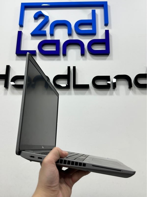Laptop Dell Latitude 5521 - Màn cảm ứng - i7-11850H - Ram 32/256GB (64%) - Pin 60% - Màu xám - Ngoại hình 97% - Kèm sạc linh kiện Asus
