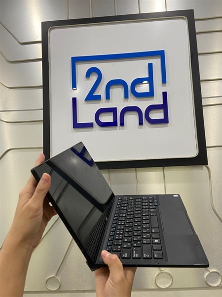 Laptop Dell Latitude 7275 - Intel R Core TM M7-6Y75 - Ram 8/256GB SSD - Phím Nhật - Pin80% - Màu đen - Ngoại hình: 98% - Bàn phím liệt 1 nút , double click nút B,N,?, màn phản quang, ám hồng , mặt đế trầy, Bỏ phím - Kèm sạc hãng khác 2