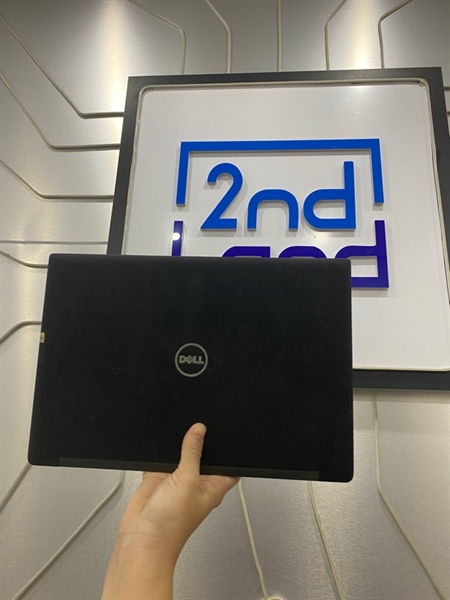 Laptop Dell Latitude 7280 - i5-6300U - Ram 8/256GB SSD - Màu đen - Ngoại hình: 96% - Mặt A xước nặng, mất 1 phím S, màn ám hồng nặng, bầm giữa màn, tối viền, màn lâu lâu giựt lag - Body - Kèm sạc