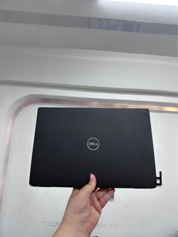 Laptop Dell Latitude 7310 - i7 10610U - 16/256gb - Màu đen - Pin thay 100% - Ngoại hình 98% - Màn phản quang - Kèm sạc