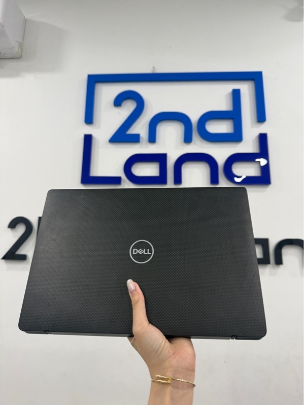 Laptop Dell Latitude 7400 - i5 8265U - 16/256GB - Màu đen - Pin 50% - Ngoại hình 97% - mất đế cao su - Kèm sạc