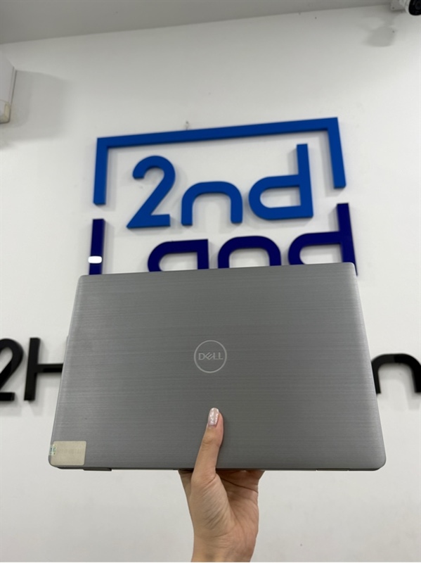 Laptop Dell Latitude 7420 - i7 1185G7 - ram 16/ssd 512 - Màn cảm ứng - Màu bạc - Pin 67% - Ngoại hình 98% - Màn hồng nhẹ , cấn góc nhẹ - Kèm sạc
