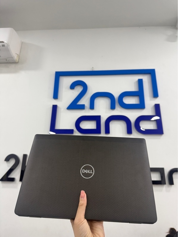 Laptop Dell Latitude 7420 - i7-1185G7 - ram 16, ssd 512gb - Màu đen - Pin 73% - Ngoại hình 97% - Màn hồng , trầy nhẹ , phím mòn, tróc phím, máy trầy, cấn, hở vỏ, nhựa chảy , sức khỏe 90% - Kèm sạc