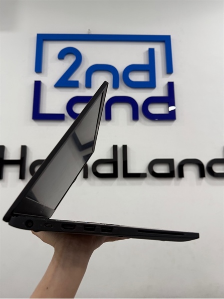 Laptop Dell Latitude 7490 - i7 8650U - Ram 8GB/256GB SSD - Màu đen - Pin 85% - Ngoại hình 98% - Màn hồng nhẹ , xước xung quanh , bung cao su màn - Kèm sạc 1