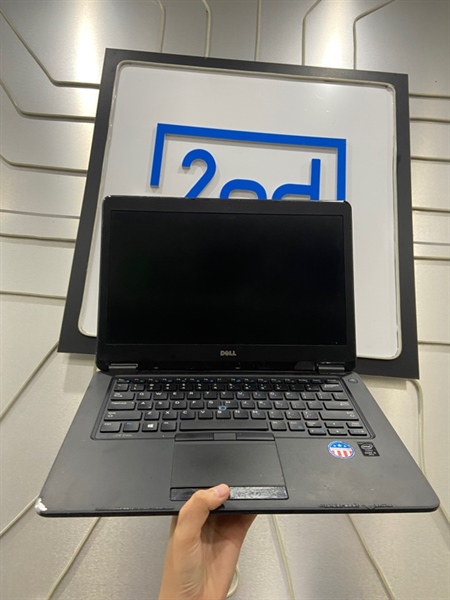Laptop Dell Latitude E7450 - i5-5300U - Ram 8GB SSD 512GB - Pin 100% - Màu đen - Ngoại hình:95% - 2 nút touch pad hư , tróc cao su nhiều - Body - Kèm sạc 1