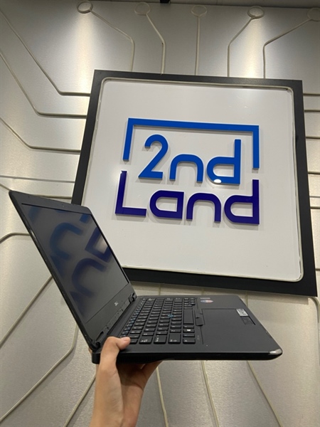 Laptop Dell Latitude E7450 - i5-5300U - Ram 8GB SSD 512GB - Pin 100% - Màu đen - Ngoại hình:95% - 2 nút touch pad hư , tróc cao su nhiều - Body - Kèm sạc 2