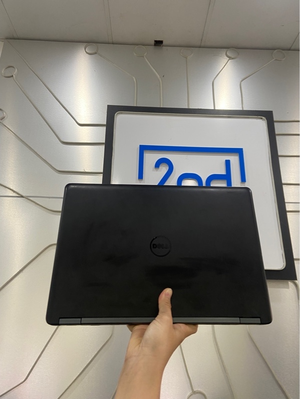 Laptop Dell Latitute E5450 - Chip i5 5300U - Ram 8/128GB - Pin 70% - Màu đen - Ngoại hình: 97% - Màn ám xanh viền - Kèm sạc