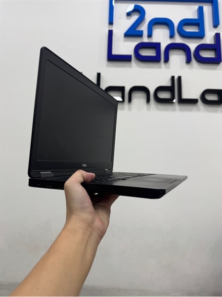 Laptop Dell Precision 3530 - i7 8850 - Quadro P600 - 16/512GB SSD (SK 79%) - Pin 79% - Màu đen - Kèm sạc 2