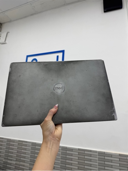 Laptop Dell Precision 3561 - Xám - i7 - 11850H - Nvidia T600 4GB Vram - 4GB/500 SSD - Pin 32% - 96% - Màn ám hồng, phản quang 1 đốm - Kèm sạc