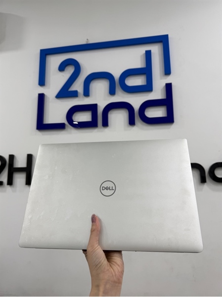Laptop Dell Precision 5530 - i7-8850H/ Nvidia Quadro P1000 - 16/256Gb SSD - Màn fullHD - 60Hz - Màu bạc - Pin 87% - Ngoại hình 97% - Mòn vỏ , màn ám vàng , phản quang chấm nhỏ , mất 2 ốc đáy - Kèm sạc