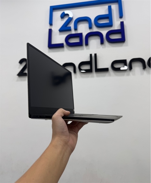 Laptop Dell Precision 5530 - intel Xeon E-2176M/invidia Quadroo P1000 - 32/512GB SSD - Pin 81% - Màu đen - Ngoại hình 97% - Kèm sạc 2