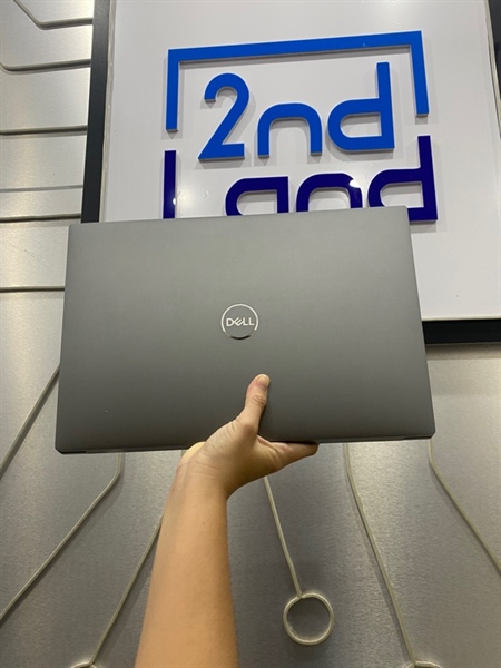 Laptop Dell Precision 5550 - i7-1050H - Nvidia Quadro T2000 With Max Q Design 16/512GB SSD - Màu bạc - Ngoại hình: 98% - Body - Kèm sạc